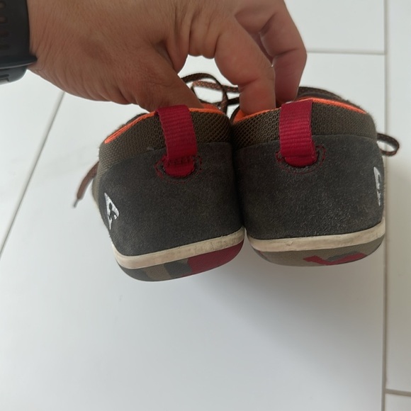 PLAE miles DRAGON SCALES Brown and Orange Casual Sneakers size 4 - Picture 4 of 6